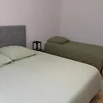 Villa D'exception Avec Jardin Face Au Rempart Sud *