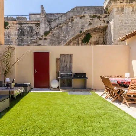 Vila Jardin Bbq Piscine Enfants Mortes Intra Muros